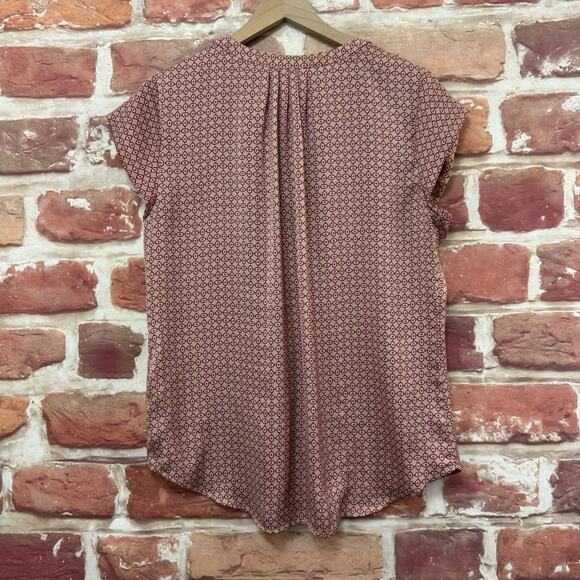 Liz Claiborne Top Women's M Tan Multicolor Abstract Pocketed Casual Career Shirt - Picture 4 of 8